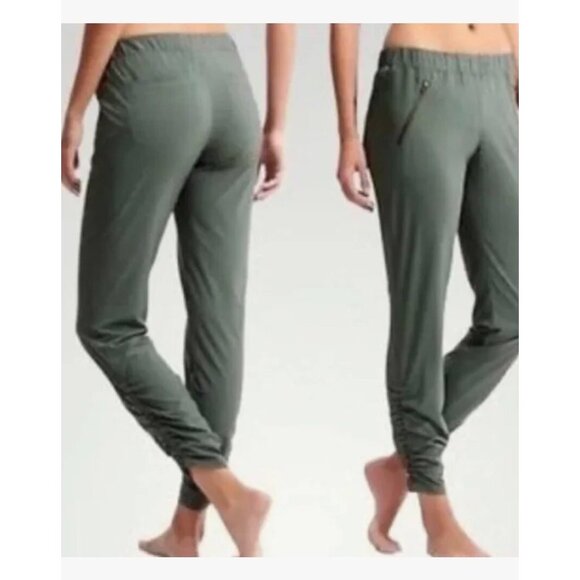 Athleta Aspire Green Athletic Workout Ankle Pants Size 4 Ruched - Picture 1 of 12